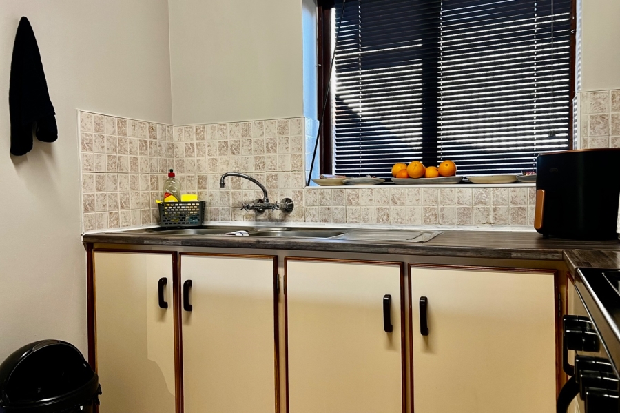 2 Bedroom Property for Sale in Heatherlands Western Cape